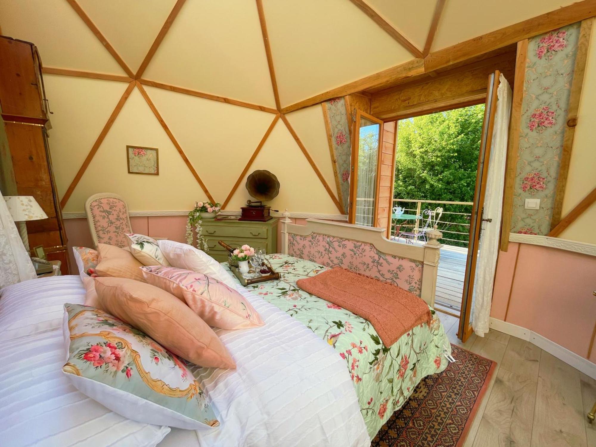 Hotel L'Etoile De Baynes à Cerisy-la-Foret Extérieur photo